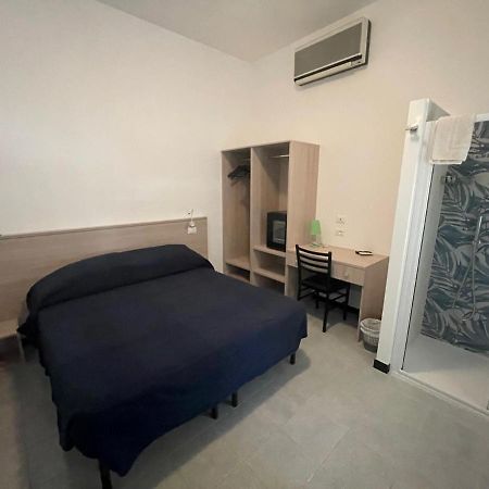 Hotel Deutsche Familien Finale Ligure Eksteriør billede