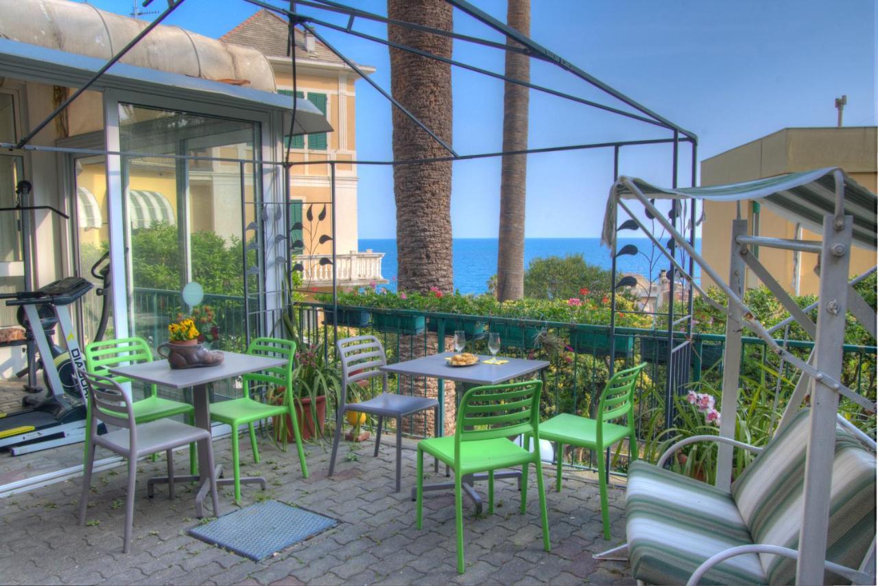 Hotel Deutsche Familien Finale Ligure Eksteriør billede